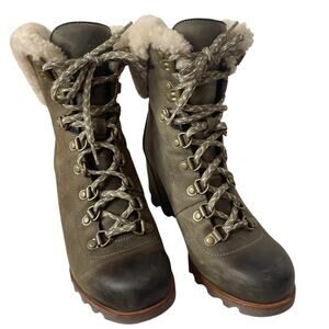 Sorel Conquest lace up shearling boot Nori green excellent condition